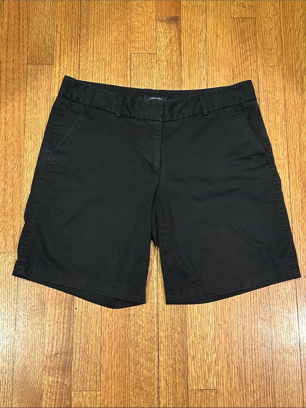 Land N Sea Women's Dark Navy Bermuda Shorts Size 8